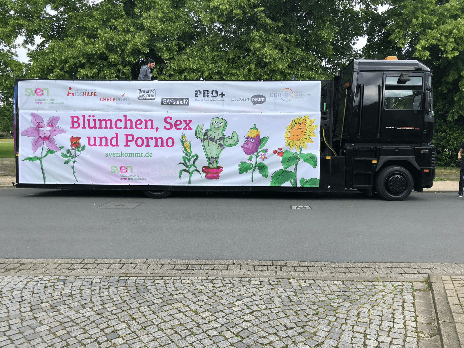Showtruck beim Christopher Street Day in Hannover 2019